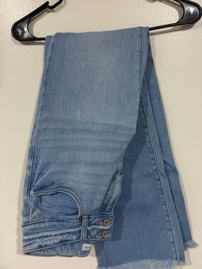 KanCan Light Blue Cropped Ankle Jeans
